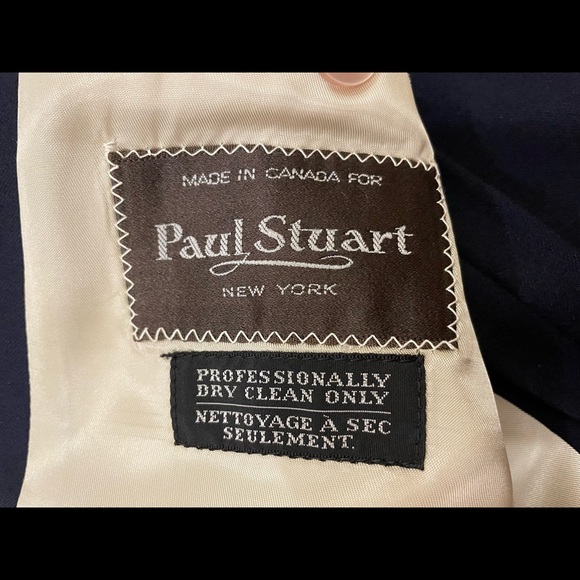 Paul Stuart Navy Blazer - Picture 2 of 5